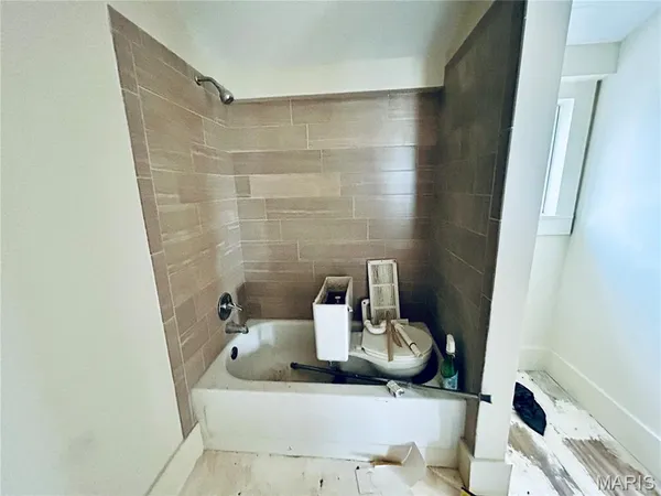 $159,900 | 703 North Carolina Street, Louisiana, MO 63353