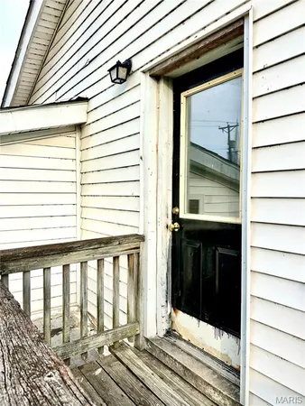 $159,900 | 703 North Carolina Street, Louisiana, MO 63353