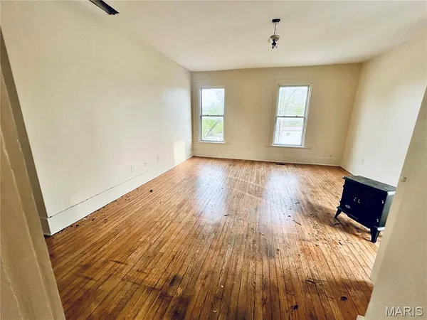 $159,900 | 703 North Carolina Street, Louisiana, MO 63353