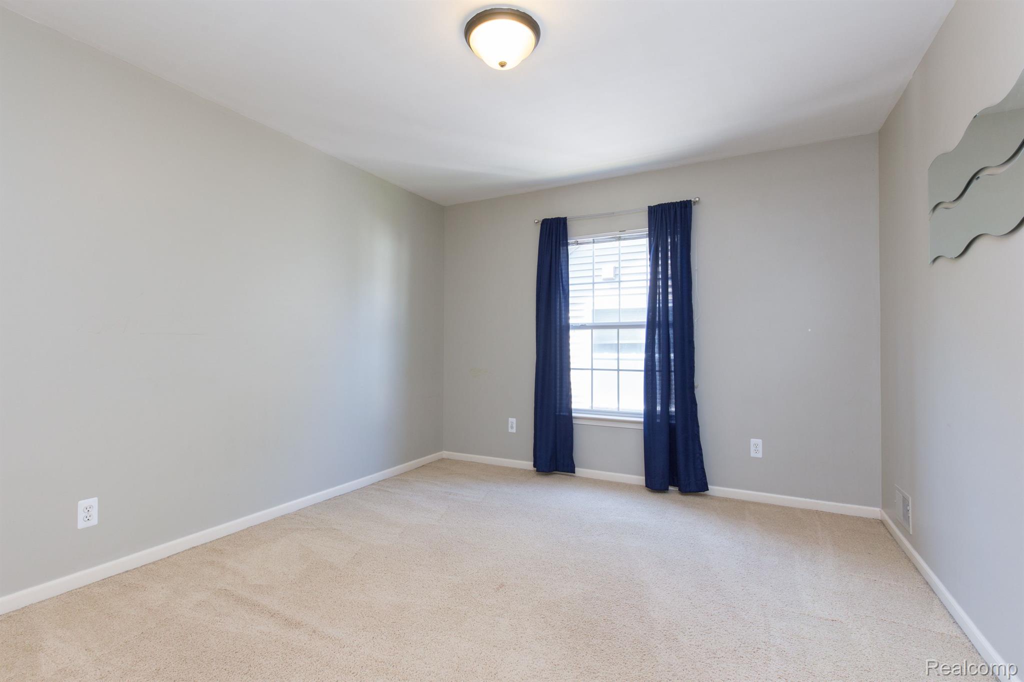 27380 Victoria Road Novi, MI 48374 - Photo 26 of 42 Gallery Image 26