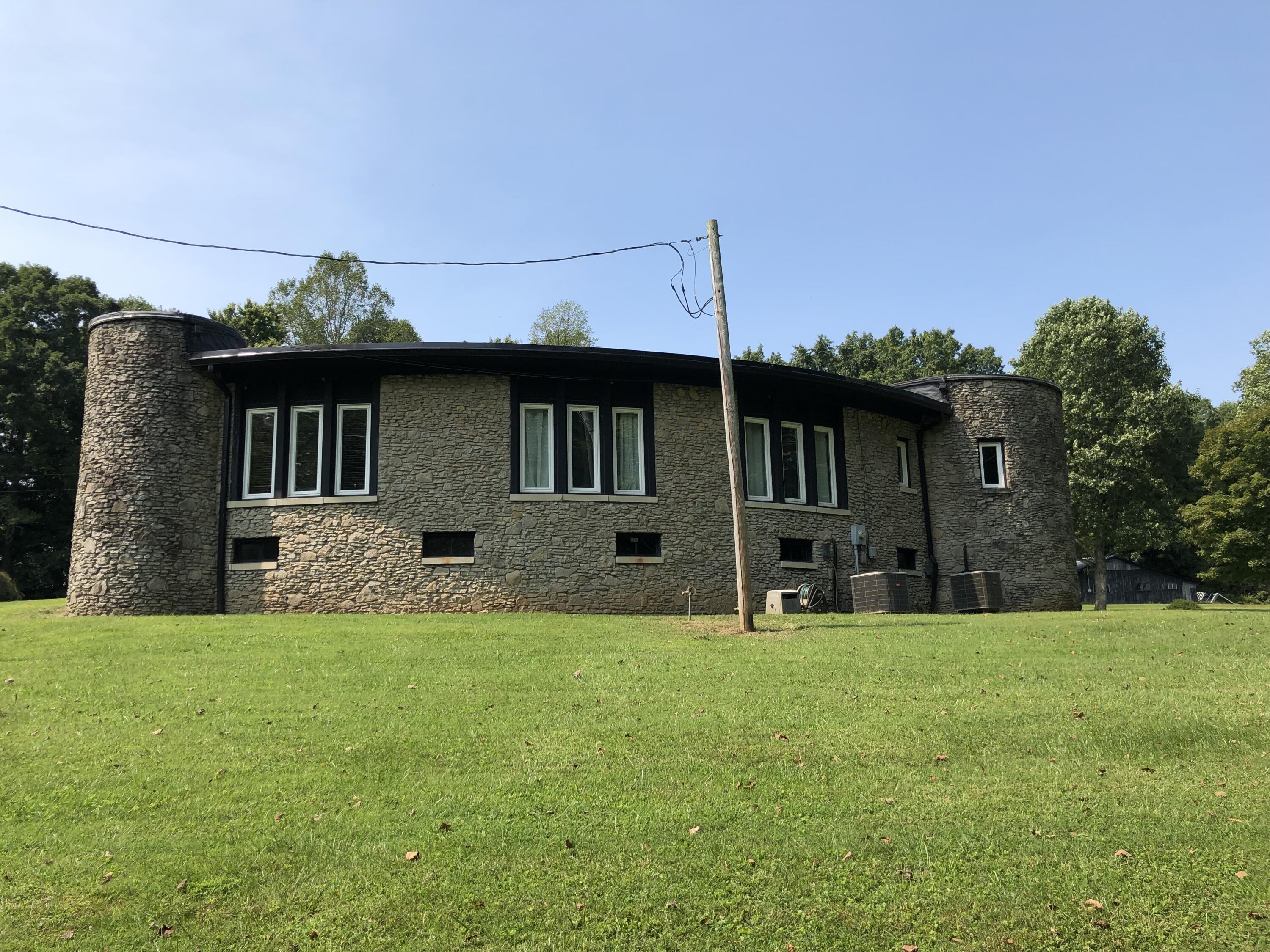 2600 Tennessee Ridge Road Liberty, KY 42539 - Photo 3 of 48 IMG_0291