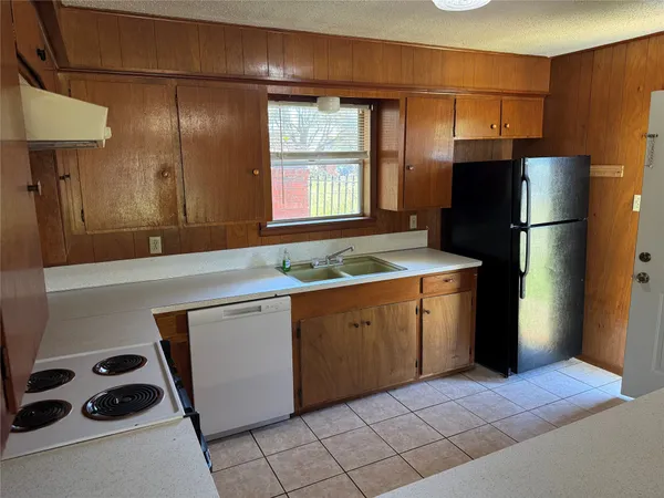 $950 | 1905 10th Street, Hempstead, TX 77445