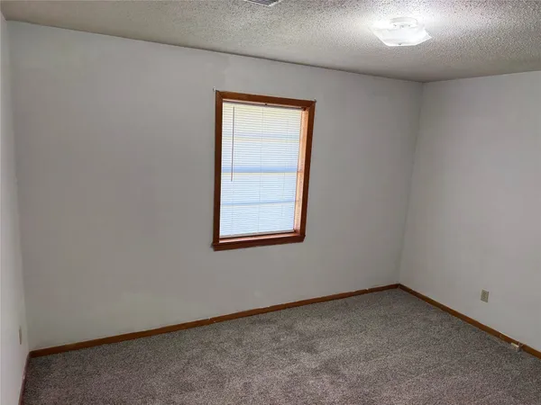 $950 | 1905 10th Street, Hempstead, TX 77445