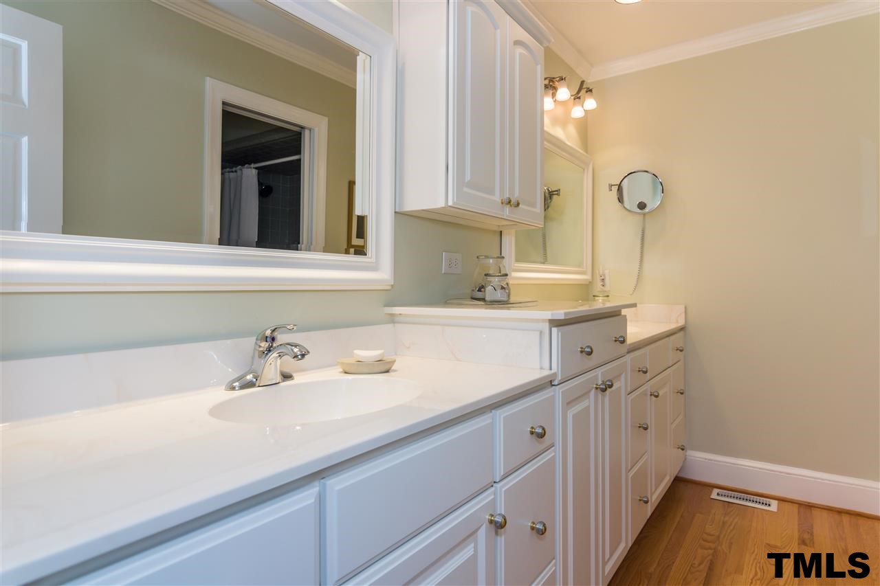 912 Queensferry Road Cary, NC 27511 - Photo 13 of 25 Gallery Image 13
