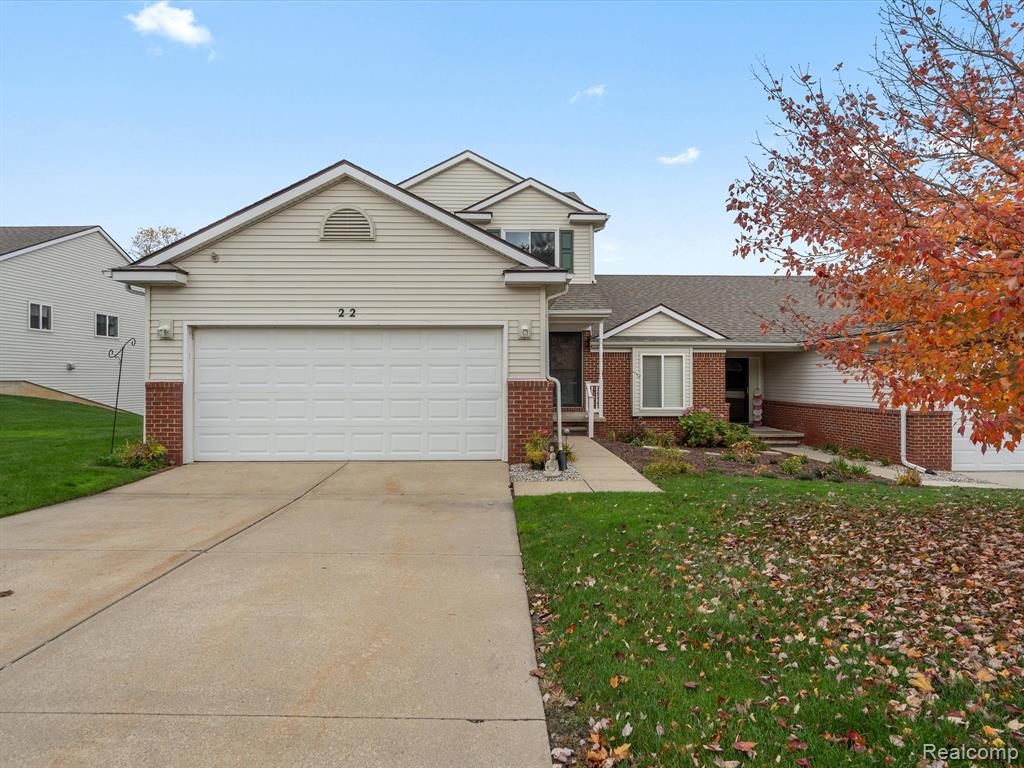 22 Sedum Howell, MI 48843 - Photo 1 of 21 Gallery Image 1