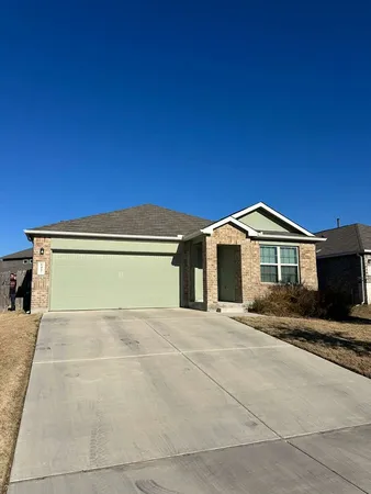 $2,100 | 6417 Turin Lane, Hutto, TX 78634