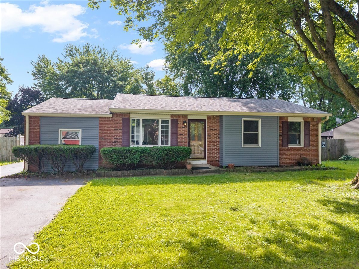 121 Coronado Road Indianapolis, IN 46234 - Photo 2 of 28