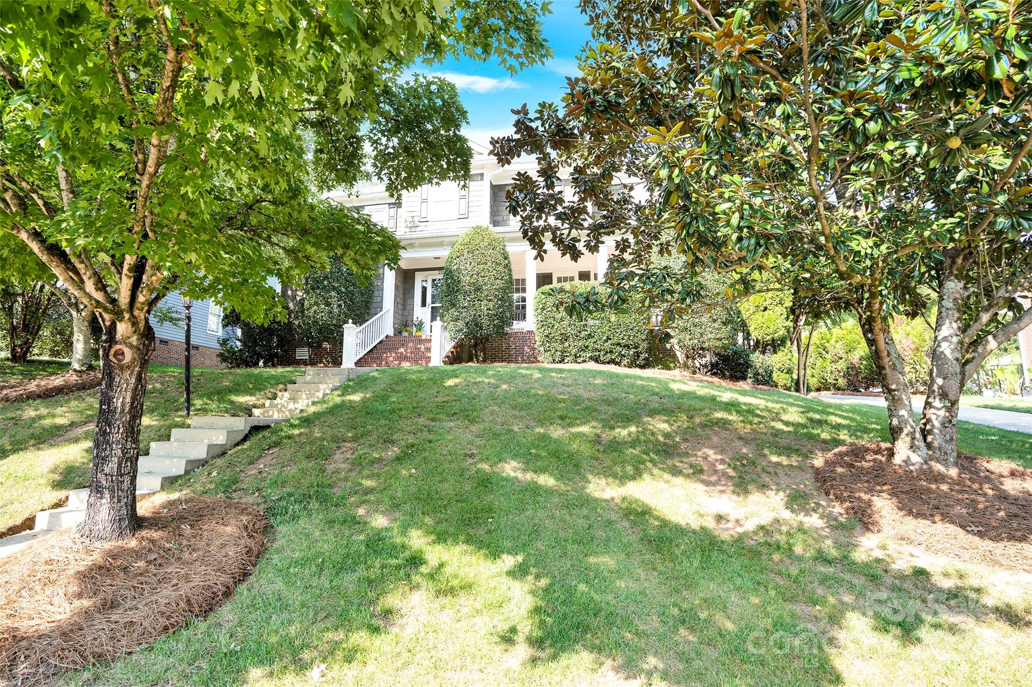 211 North Kimberly Road Davidson, NC 28036 - Photo 4 of 48