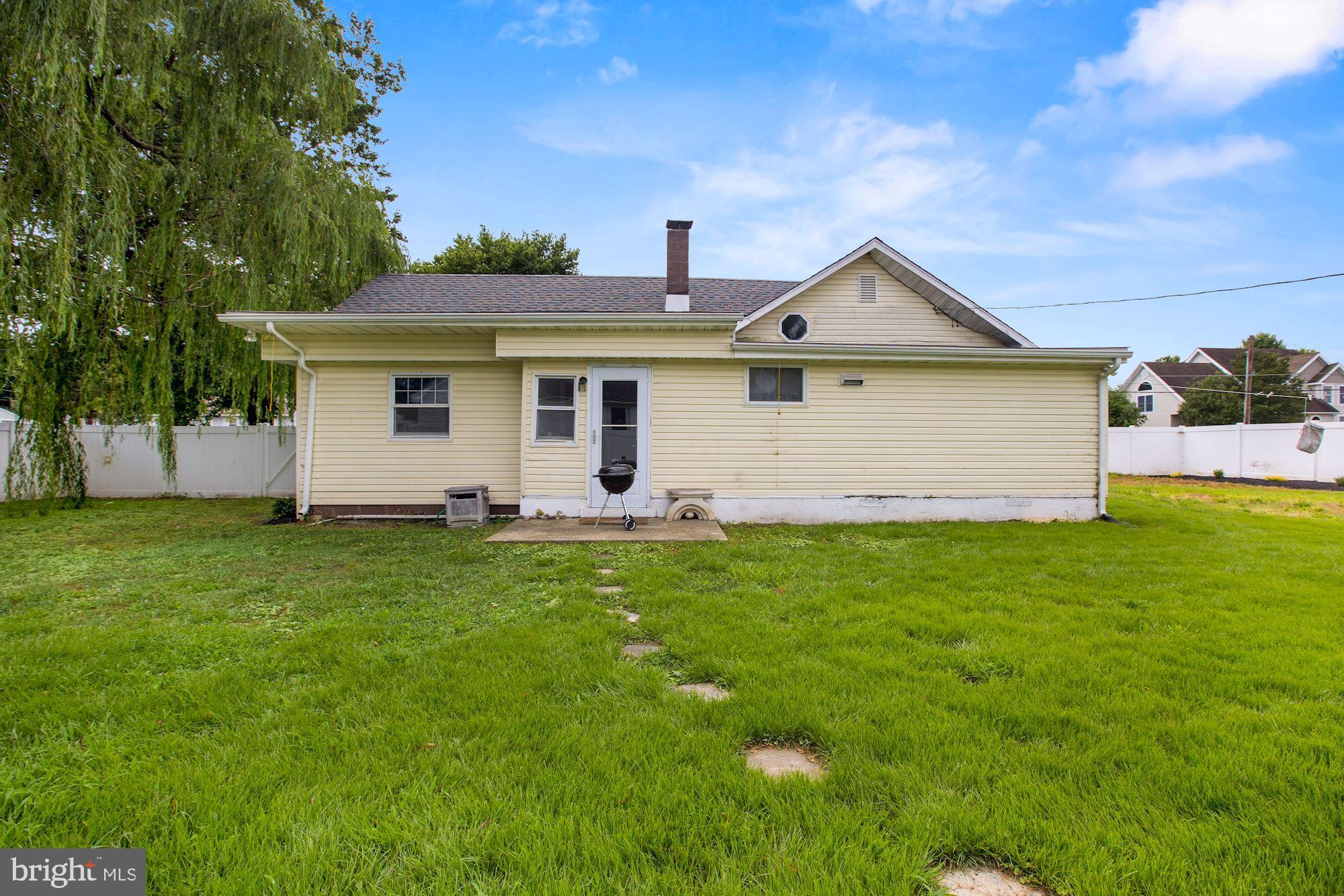 136 Rutgers Road Pennsville, NJ 08070 - Photo 28 of 34