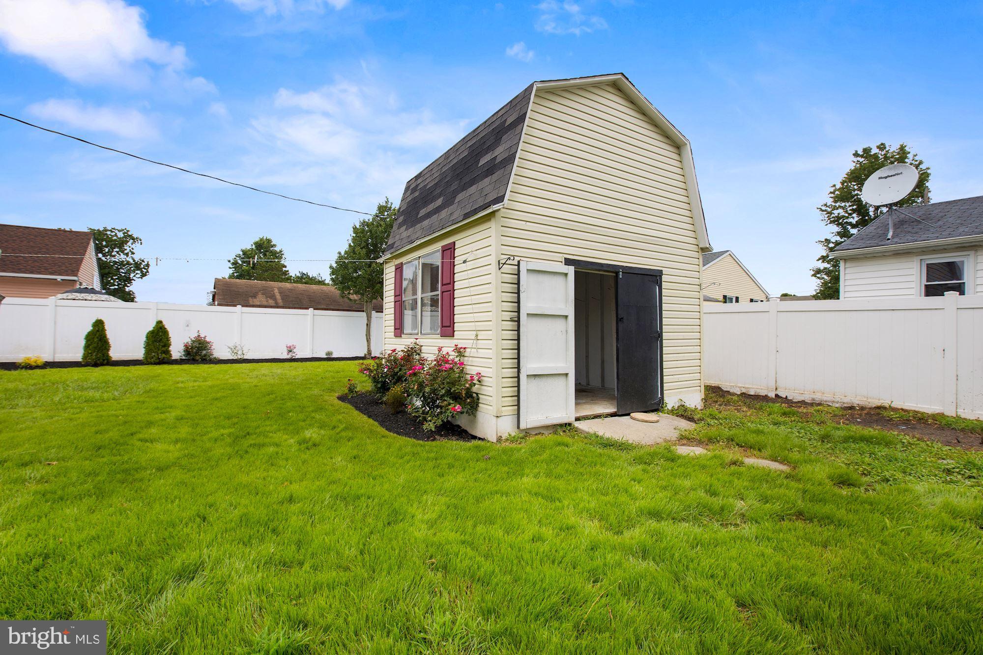 136 Rutgers Road Pennsville, NJ 08070 - Photo 32 of 34