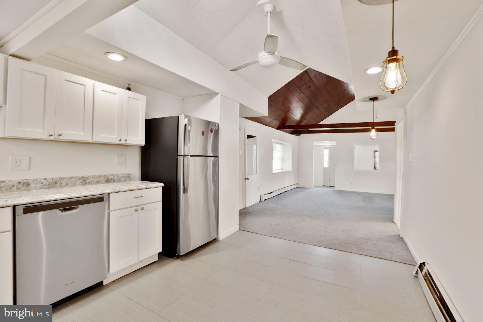 136 Rutgers Road Pennsville, NJ 08070 - Photo 8 of 34