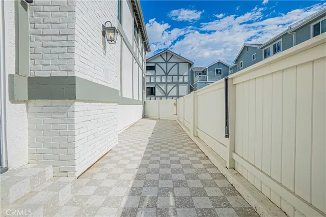 $1,999,000 | 716 South Broadway, Unit A, Redondo Beach, CA 90277