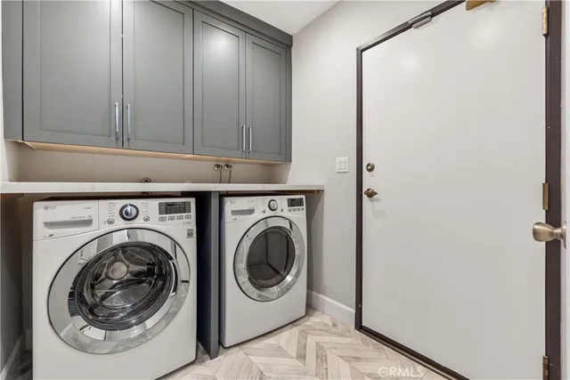 $1,999,000 | 716 South Broadway, Unit A, Redondo Beach, CA 90277