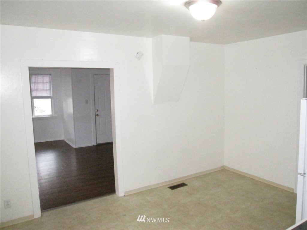 446 Morris Avenue South Renton, WA 98057 - Photo 11 of 12