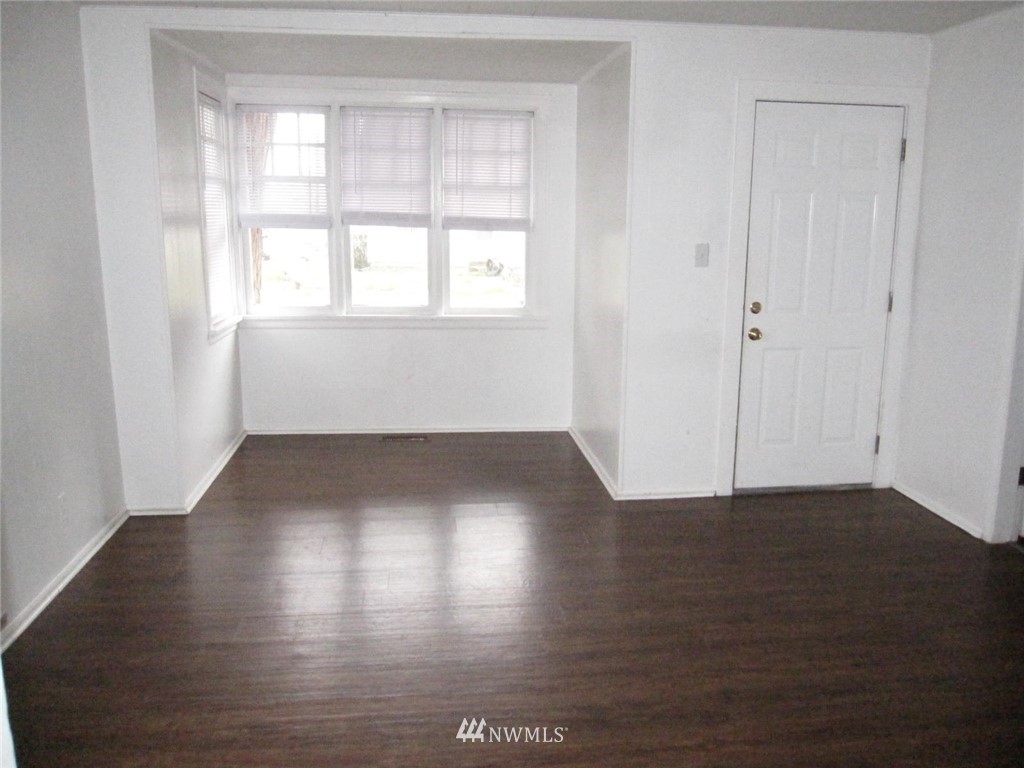 446 Morris Avenue South Renton, WA 98057 - Photo 5 of 12