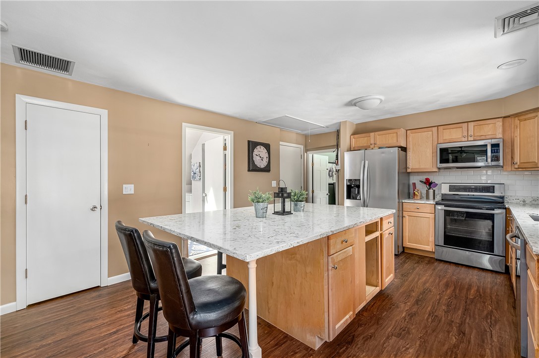 10 Heidi Road Lincoln, RI 02865 - Photo 36 of 48