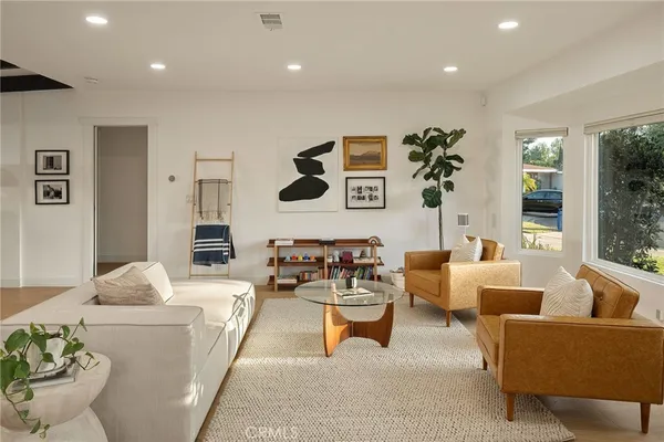 $1,899,000 | 5420 Wortser Avenue, Sherman Oaks, CA 91401