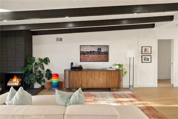 $1,899,000 | 5420 Wortser Avenue, Sherman Oaks, CA 91401