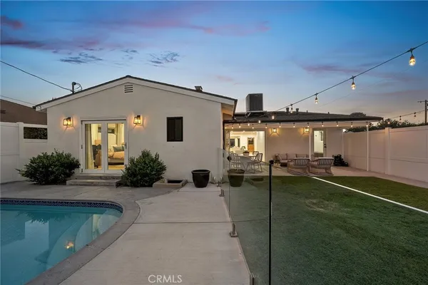 $1,899,000 | 5420 Wortser Avenue, Sherman Oaks, CA 91401