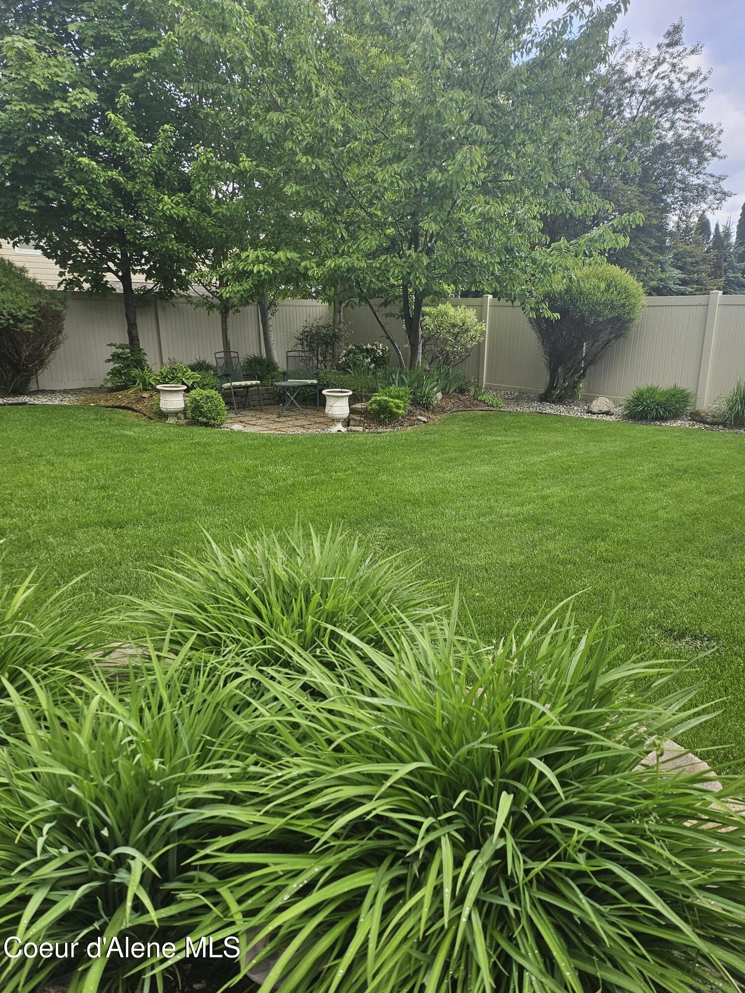 6254 Cornwall Street Coeur D'Alene, ID 83815 - Photo 32 of 35 Spring Landscaping