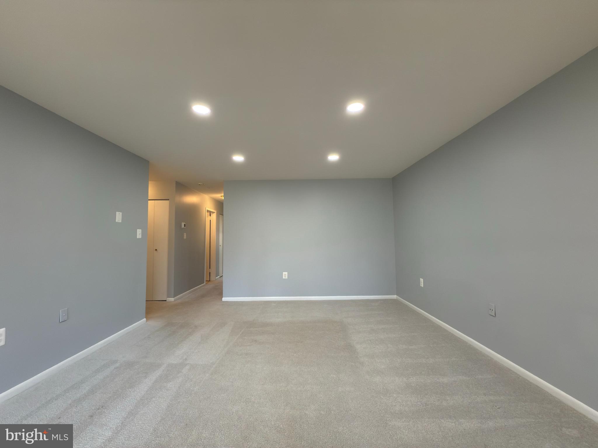 1415 Northgate Square, Unit 15/21B Reston, VA 20190 - Photo 7 of 28 a view of an empty room