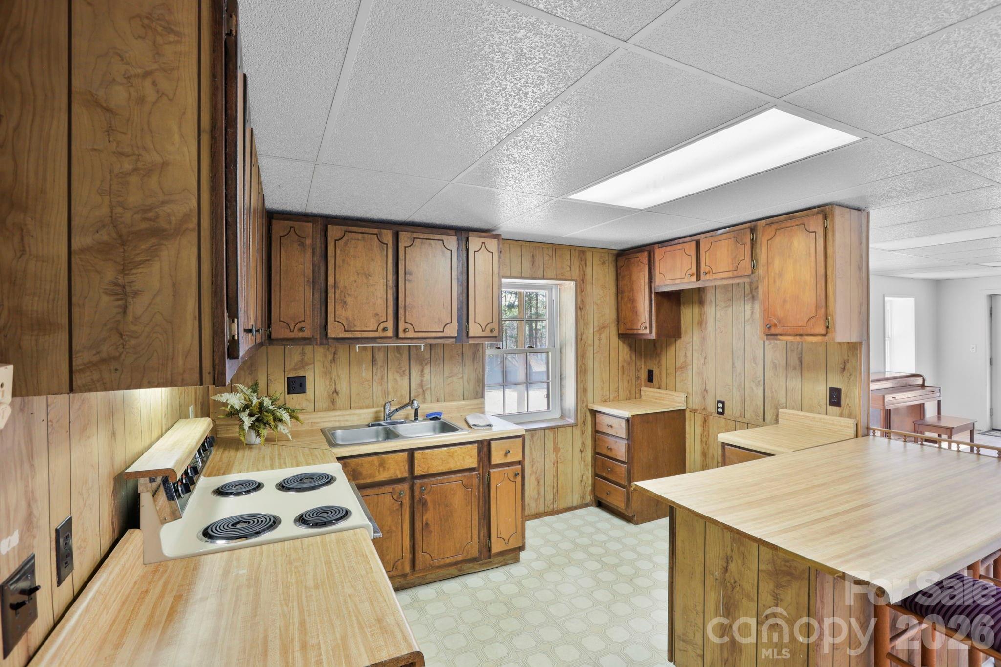 5 Country Road Hendersonville, NC 28791 - Photo 30 of 40 Gallery Image 30