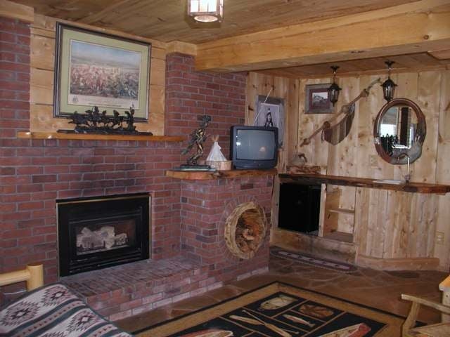 5885 Birch Point Road Conover, WI 54519 - Photo 8 of 17 Gallery Image 8