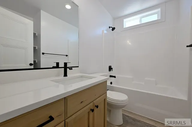 $395,000 | 3178 Peacock Lane, Ammon, ID 83406