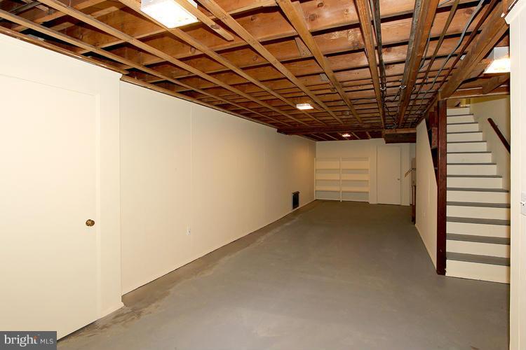 18 Sunnyside Road Silver Spring, MD 20910 - Photo 21 of 25 recreation room