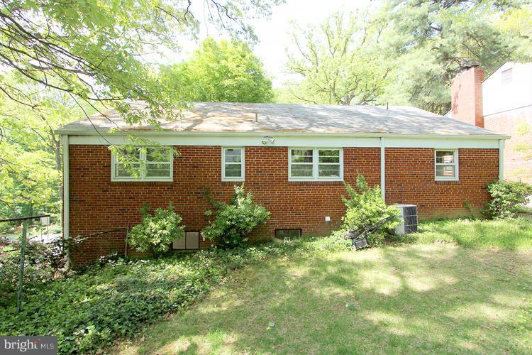 18 Sunnyside Road Silver Spring, MD 20910 - Photo 24 of 25 Exterior (Rear)