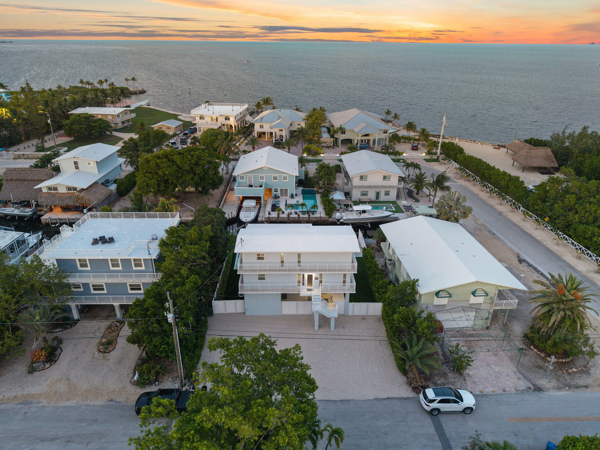215 Wildwood Circle Key Largo, FL 33037 - Photo 52 of 61 Front of the home