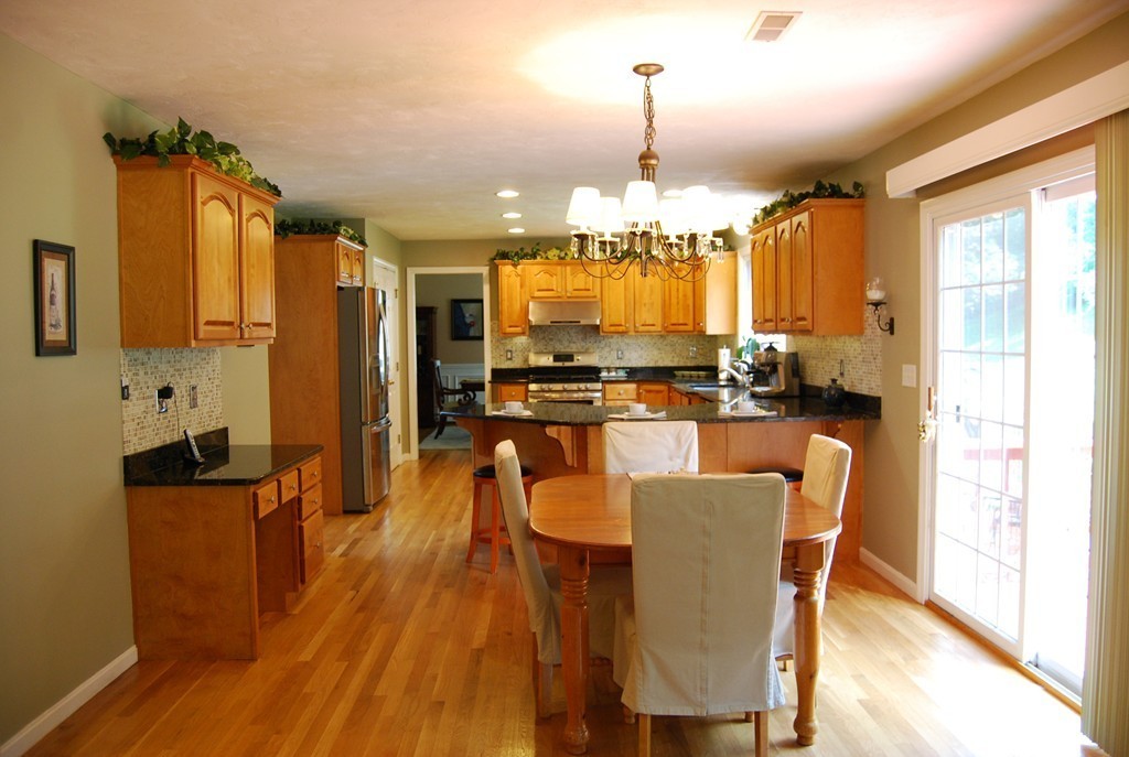 41 Lexington Drive Acton, MA 01720 - Photo 5 of 23