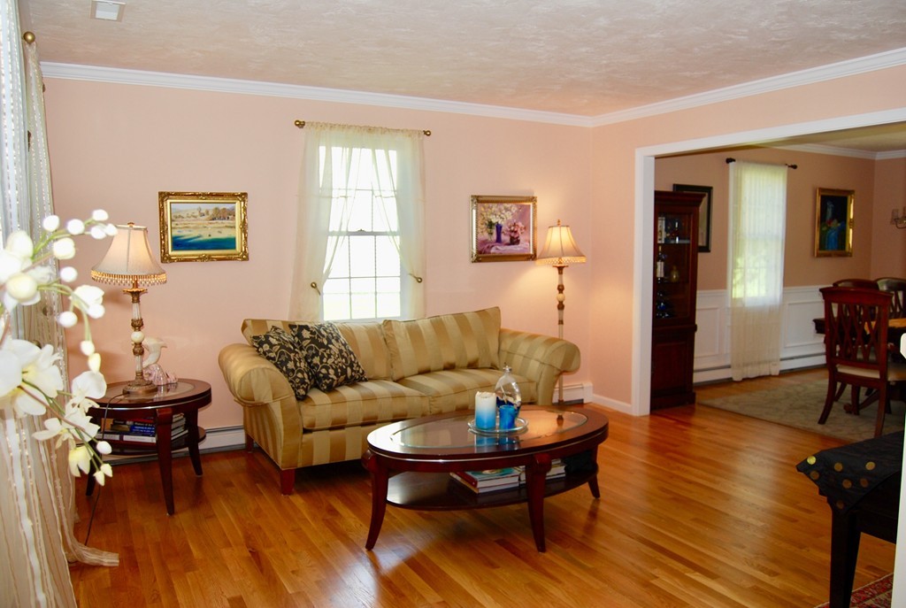 41 Lexington Drive Acton, MA 01720 - Photo 6 of 23