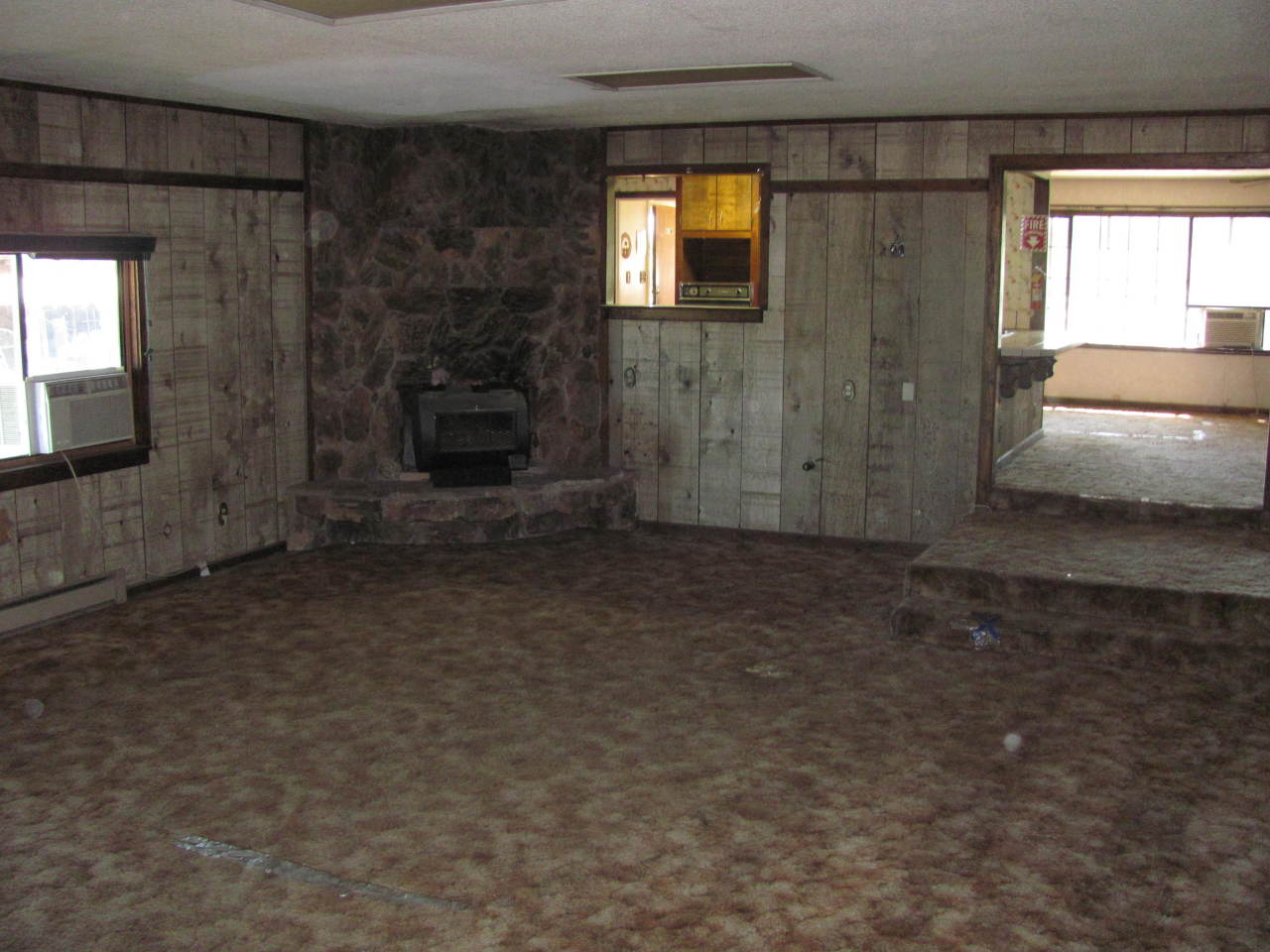 5128 Deschutes Road Anderson, CA 96007 - Photo 10 of 31 sunken great room