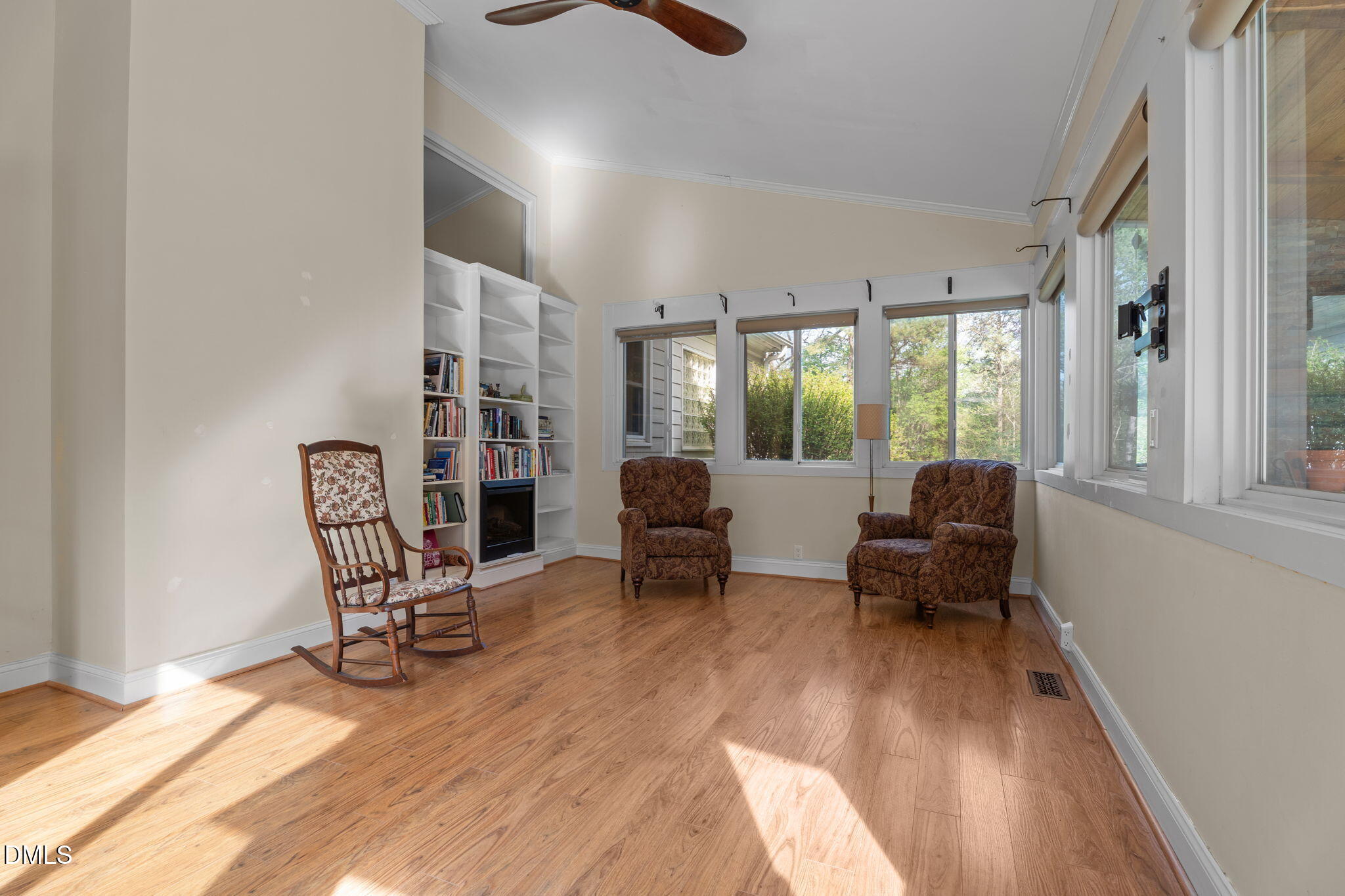 1005 Downing Way Court Raleigh, NC 27614 - Photo 11 of 32 25-web-or-mls-DSC00034