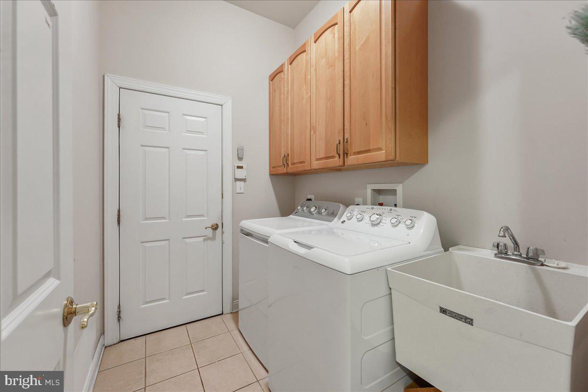 229 Hanover Road Phoenixville, PA 19460 - Photo 28 of 41 Laundry
