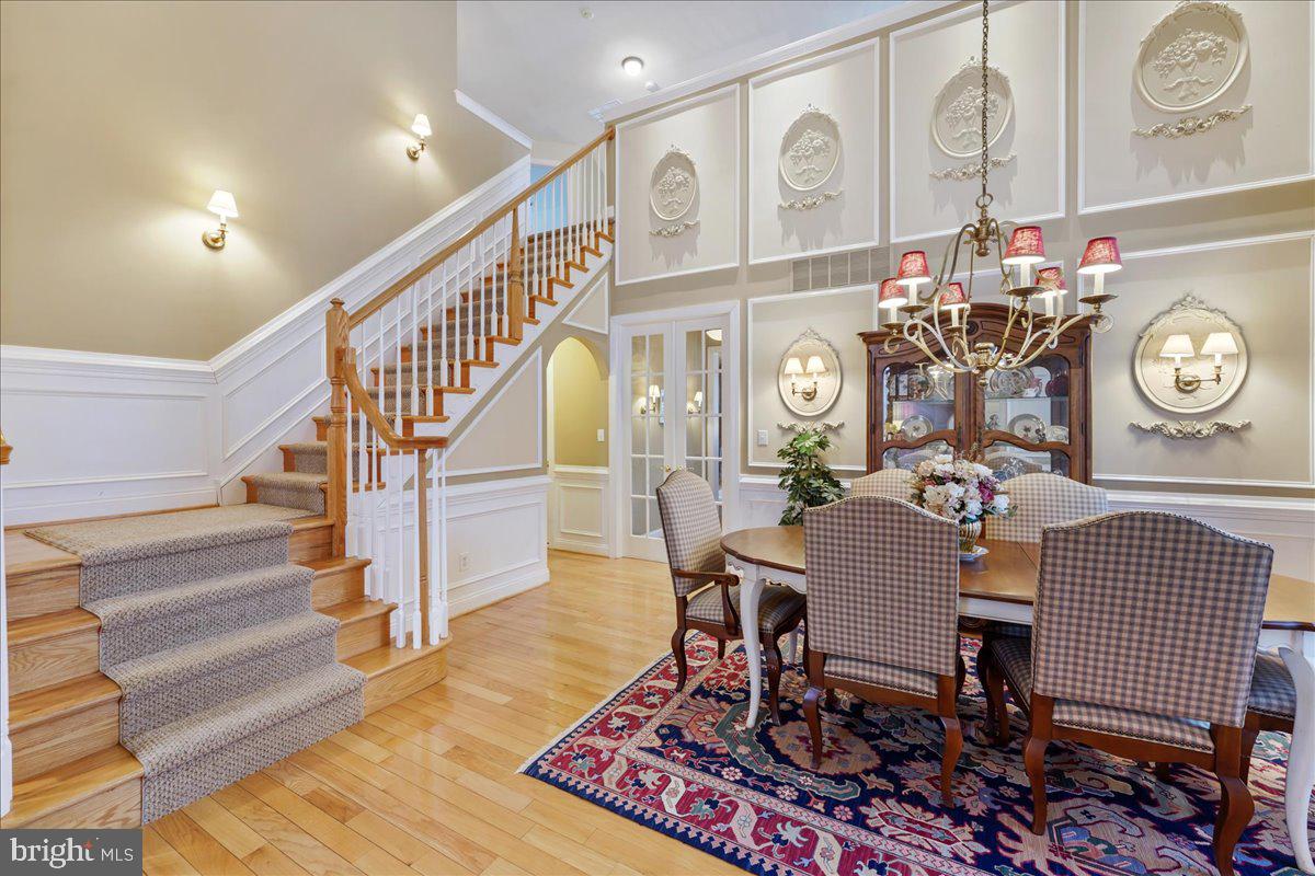 229 Hanover Road Phoenixville, PA 19460 - Photo 6 of 41 Turned Staircase