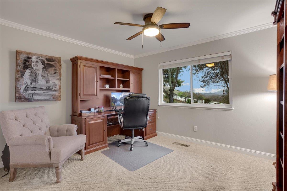 10070 Burchell Road Gilroy, CA 95020 - Photo 14 of 24