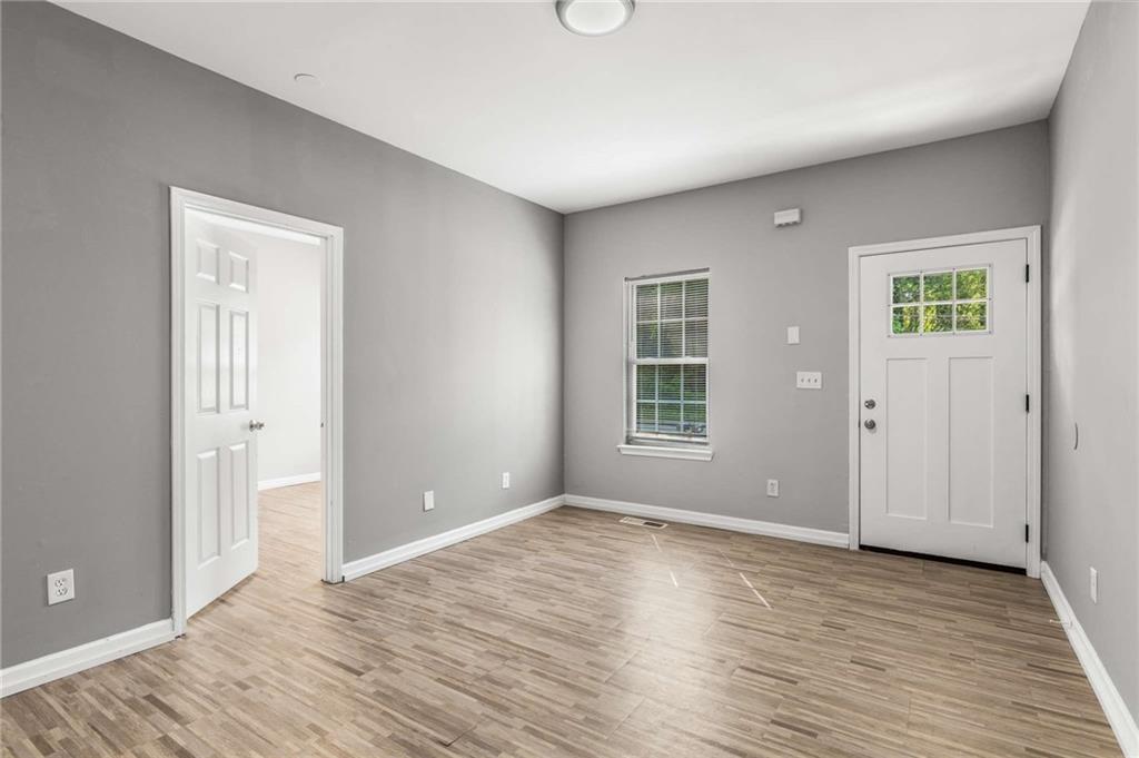 2351 Perry Boulevard Northwest Atlanta, GA 30318 - Photo 26 of 32