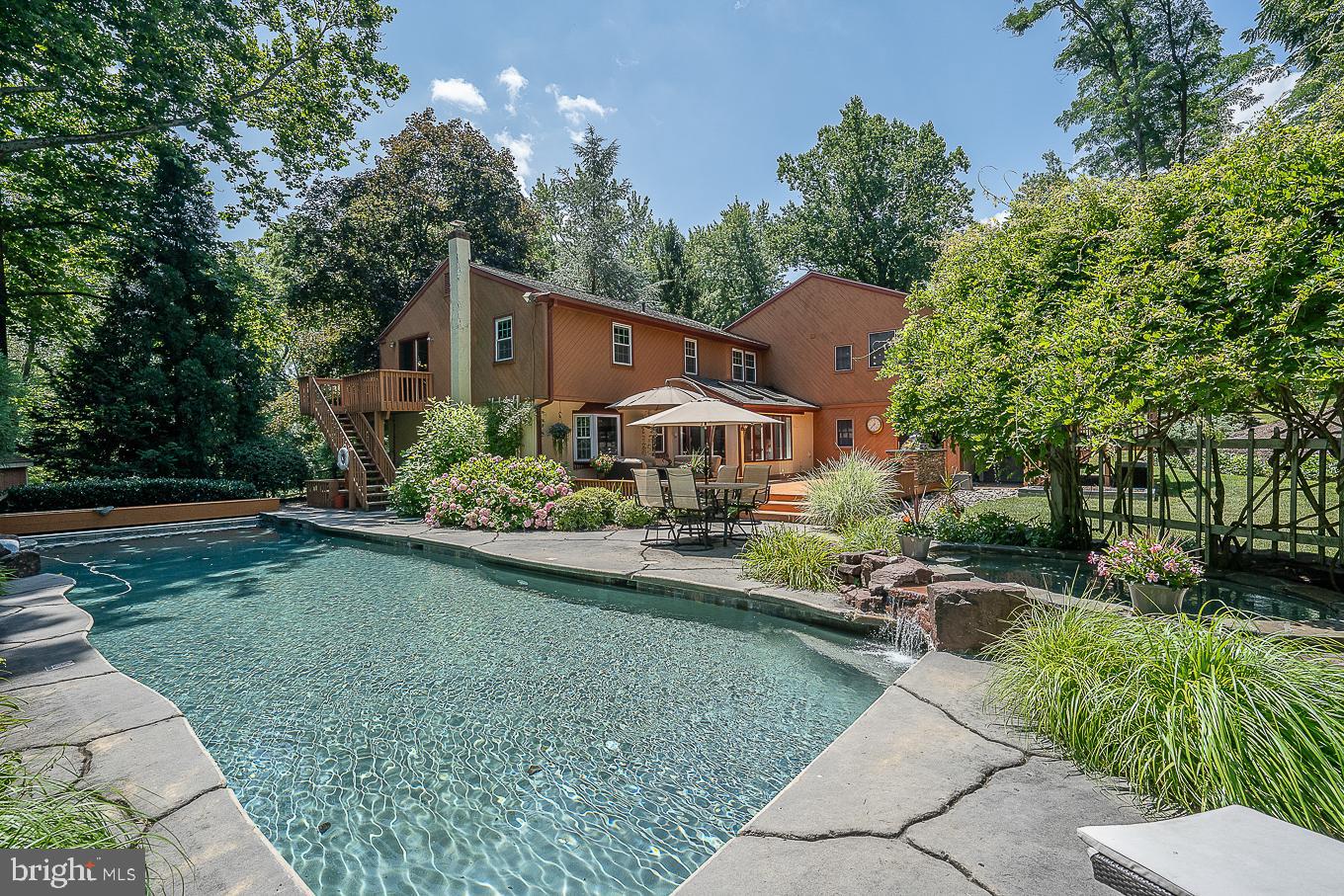 180 Upper Gulph Road Wayne, PA 19087 - Photo 19 of 86 Pool & spa