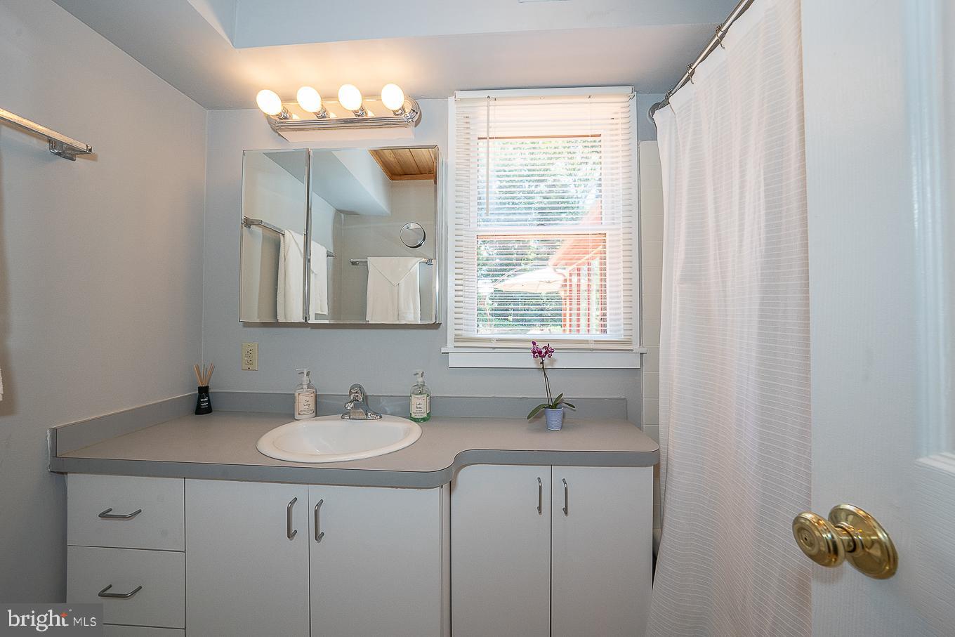 180 Upper Gulph Road Wayne, PA 19087 - Photo 83 of 86 bathroom