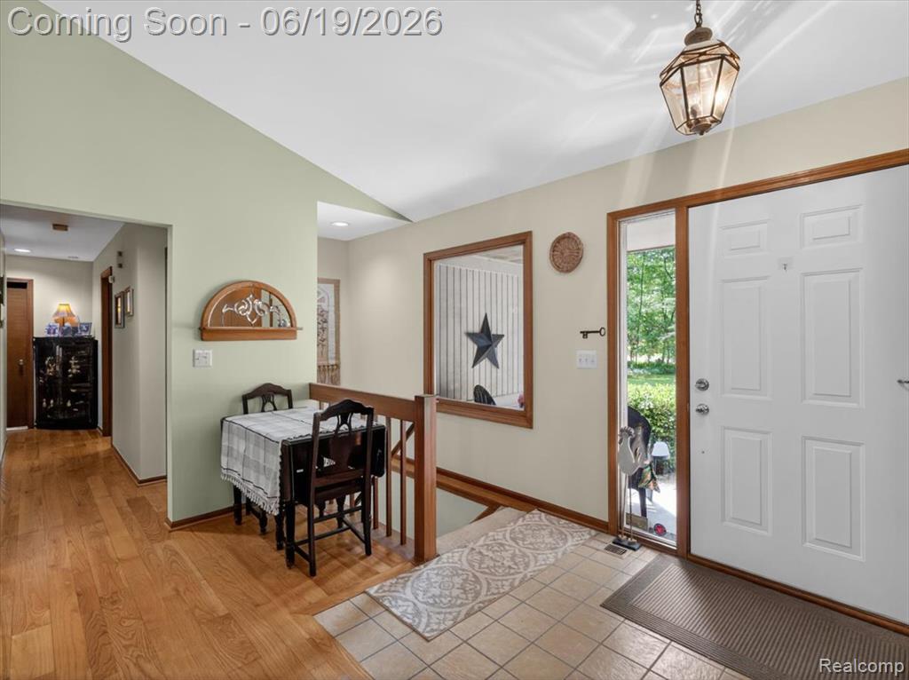 9714 Naiad Road Clarkston, MI 48348 - Photo 17 of 61