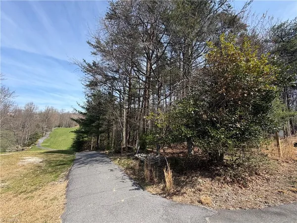 $7,500 | Lot 33 Greenstreet Drive, Traphill, NC 28685