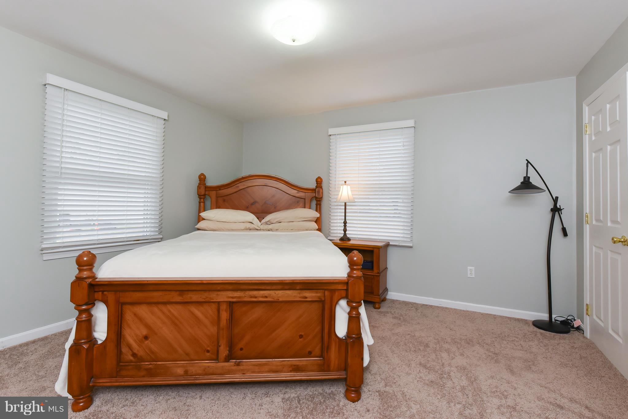 946 Leeds Road Elkton, MD 21921 - Photo 12 of 24 Huge Sun Drenched Master Bedroom