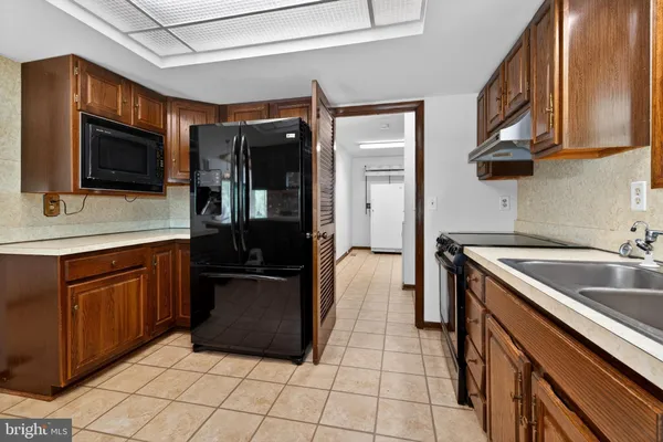 $690,000 | 241 Sundew Lane, Pasadena, MD 21122