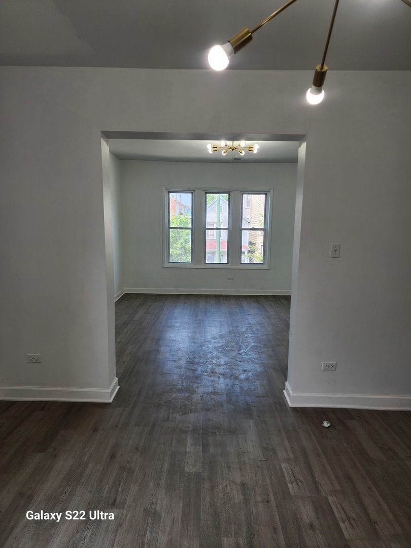 8909 South Houston Avenue Chicago, IL 60617 - Photo 16 of 19