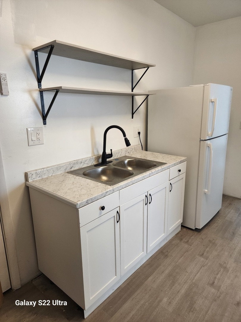 8909 South Houston Avenue Chicago, IL 60617 - Photo 8 of 19