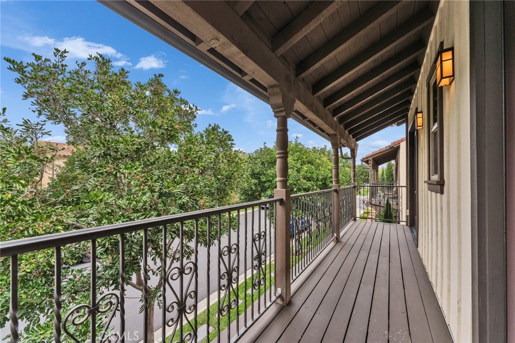 168 Outwest Irvine, CA 92618 - Photo 24 of 40