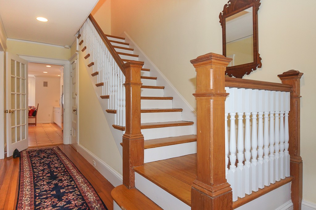 20 Bacon Street, Unit 1 Winchester, MA 01890 - Photo 13 of 30 Gallery Image 13