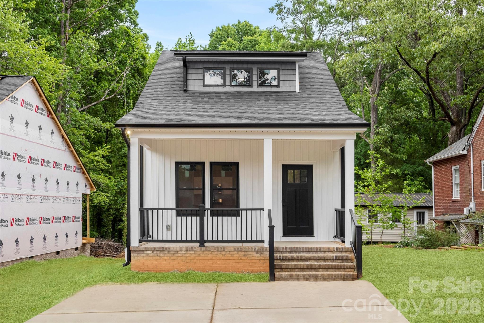 392 Park Road Albemarle, NC 28001 - Photo 2 of 37